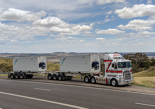 Inverell Freighters Transport Rigs & Loads Photo Gallery