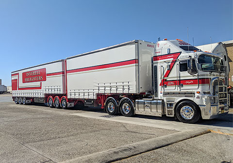 Inverell Freighters Transport Rigs & Loads Photo Gallery